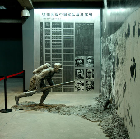 中国民间最大的抗战馆-建川系列抗战馆馆长樊建川带着他的新书
