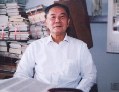 樊骏