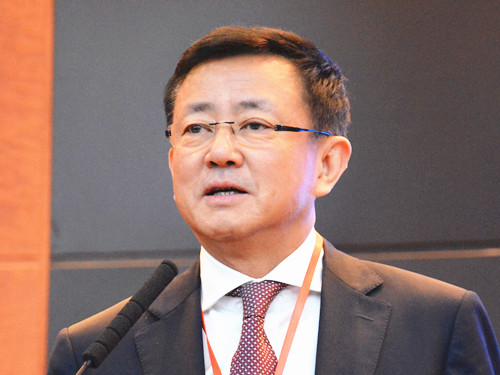 樊纲争议“新常态”：当前只是回归正常状态