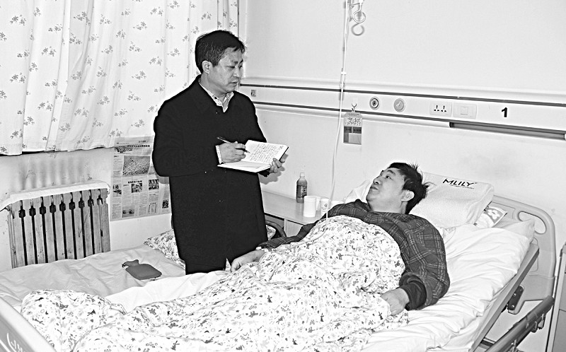 “当代白求恩”樊体武：突发心梗仍坚持做完手术